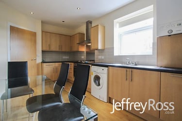 7 bed house, Richmond Road, Plasnewydd, Cardiff, CF243BT - Image 2